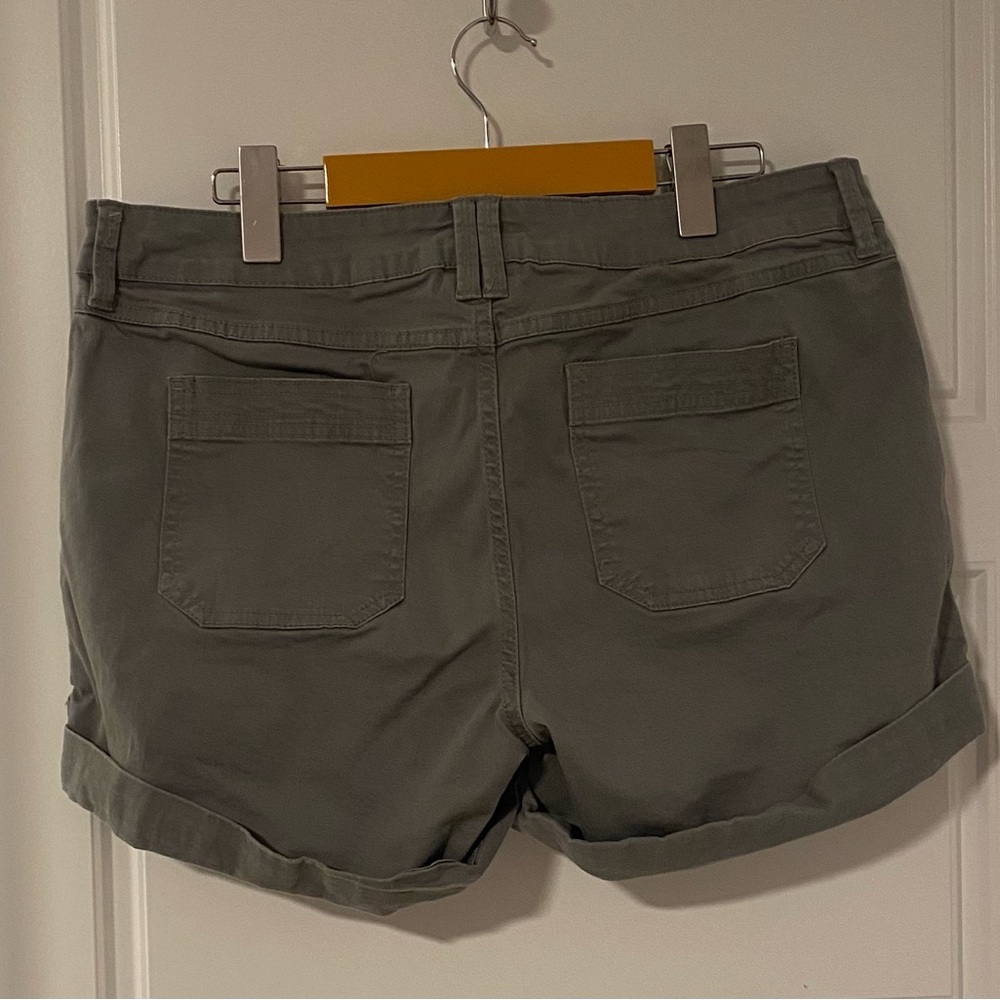 Kismet Cargo Shorts Size 14 Gray Utility Pocket Summer Casual - Picture 4 of 8